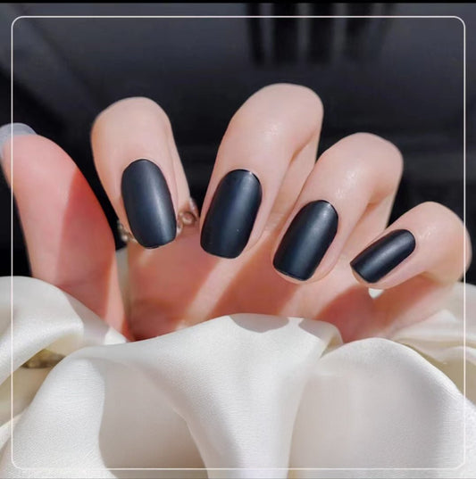 Matte Black - Husnaa